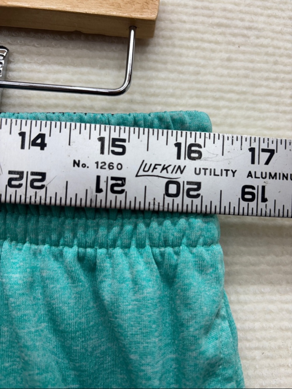 Reebok | large Men's Athletic Shorts - Teal - Picture 2 of 7